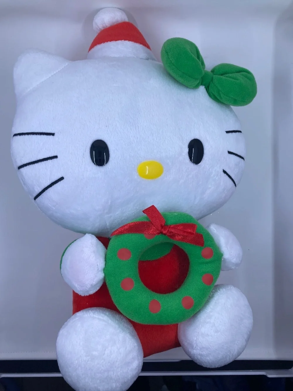 Hello Kitty Santa Hat with Wreath Plush 14